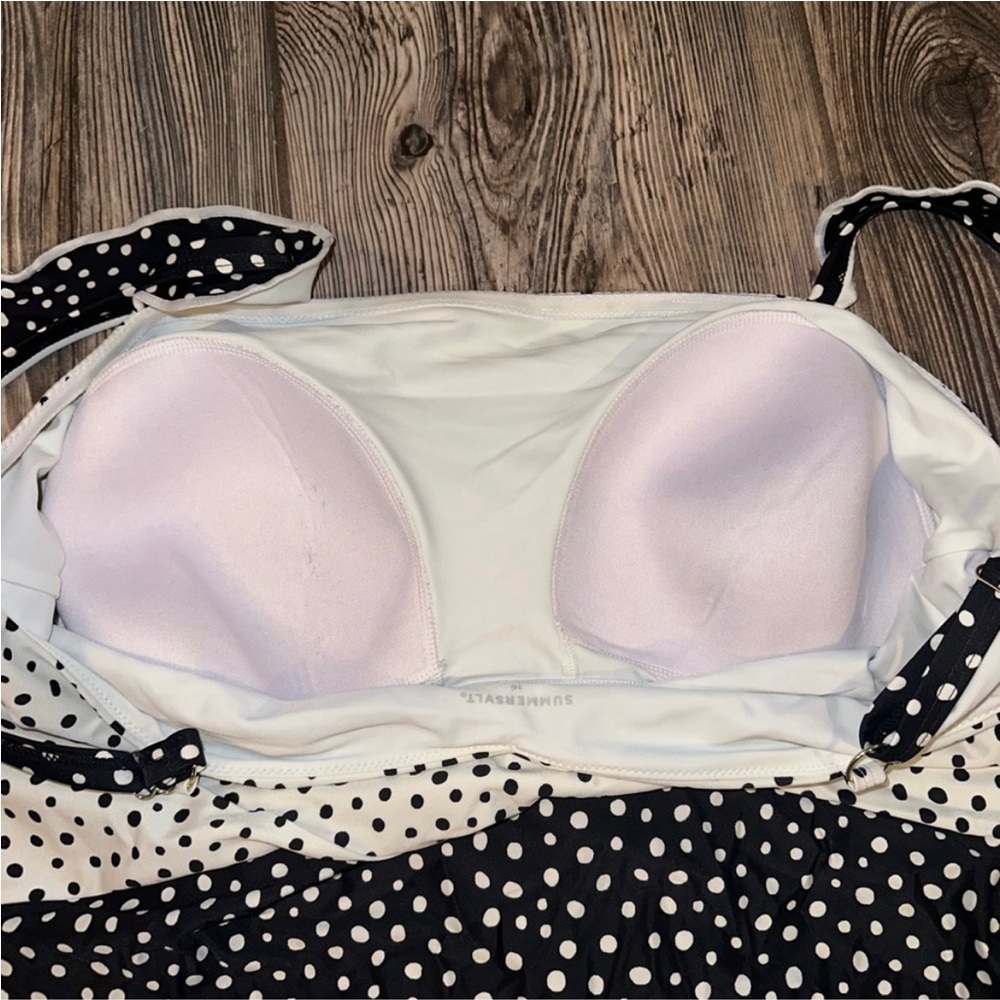 Summersalt The Ruffle Oasis "On The Dot" suit. Size 16. Like new! - Picture 5 of 6